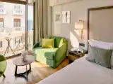 Двухместный номер Premium с частичным видом на море