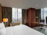 Двухместный люкс клубный Corner Premium с красивым видом из окна