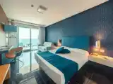 Двухместный номер De Luxe с балконом и с видом на море
