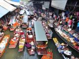 Another day at the market, always difficult for the parking space, Damnoensaduak Floating Market ตลาดน้ำดำเนินสะดวก, Ratchaburi, Thailand Another day at the market, always difficult for the parking space, Damnoensaduak Floating Market ตลาดน้ำดำเนินสะดวก, Ratchaburi, Thailand