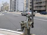 広島市中区上八丁堀　レトロな手押しポンプ