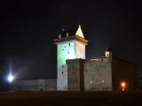 Hermann Castle at night