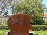 Kopf-Skulptur... Kopf-Skulptur...