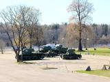 Броня крепка и танки наши быстры...