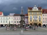République Tchèque, la fontaine Samson, place de la ville de Ceské Budejovice République Tchèque, la fontaine Samson, place de la ville de Ceské Budejovice