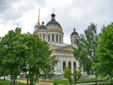 Вид на Спасо-Преображенский собор в Рыбинске Вид на Спасо-Преображенский собор в Рыбинске