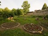 Garden in the castle \ Сад в крепости
