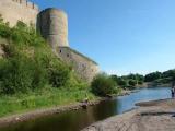 Крепость и река на границе (Fortress and river at board) Крепость и река на границе (Fortress and river at board)