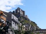 Suisse, la place du Midi à Sion et le château de Valère