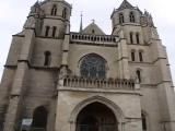Dijon. Cathédrale Saint-Bénigne (s. XI-XIX). Façade.
