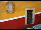 Una ventana pequeña - A little window Una ventana pequeña - A little window