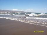 Starke Brandung am Strand von Playa del Ingles Starke Brandung am Strand von Playa del Ingles