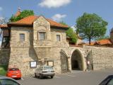 Most - Hrad Hnévin, brama