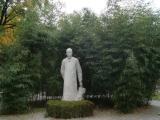 曹雪芹像(Statue of Mr. Cao Xueqin)