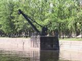 Кронштадт, древний подъёмный кран у "итальянского пруда"
