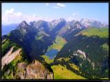 Hoher Kasten - Blick auf Sämtisersee und darüber Altmann (SW)