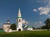 Церковь, стены, колокольня Церковь, стены, колокольня