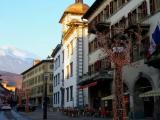 Suisse, vue sur la ville rue du Rhône, la Mairie de Sion 
