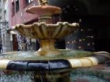 Fontana sotto la Casa Pazza