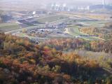 Pohled z Hněvína na autodrom