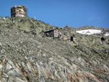 Neue und alte Monte Rosa Hütte Neue und alte Monte Rosa Hütte
