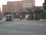 Operatore al lavoro all'alba Operatore al lavoro all'alba