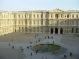 La cour carrée du Louvre La cour carrée du Louvre