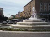 Foggia, fontana d'avanti la stazione