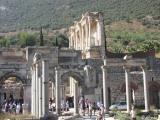 ÉFESO - Ágora (principal mercado da cidade) ********************* Ephesus - Agora (the main city market) ÉFESO - Ágora (principal mercado da cidade) ********************* Ephesus - Agora (the main city market)