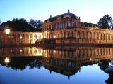 Zwinger zur blauen Stunde Zwinger zur blauen Stunde