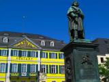 GER Bonn Ludwig van Beethoven in Muensterplatz by KWOT [Art by KWOT] {upload 17/12/2010 on his 240th birthday}