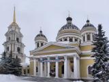 Спасо-Преображенский собор (арх. А.И.Мельников;1836-1851) и колокольня (арх. С.А.Воротилов?; 1796-1804). Спасо-Преображенский собор (арх. А.И.Мельников;1836-1851) и колокольня (арх. С.А.Воротилов?; 1796-1804).