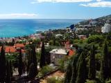 Вид на Ялту с канатной дороги # Views of the  Yalta city from the ropeway