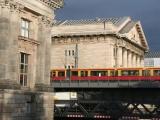 S- und Eisenbahn zwischen Bode und Pergamon Museum