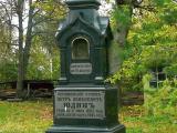 Monument merchant Peter Yudin Monument merchant Peter Yudin