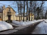 В парке весной. Кухонный корпус В парке весной. Кухонный корпус