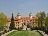 dziedziniec dziedziniec