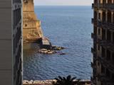 Napoli, Castel dell'Ovo visto dalla Salita Echia