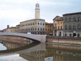Ponte di Mezzo e Torre dell'orologio Ponte di Mezzo e Torre dell'orologio
