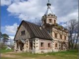 The Hrapovitskiy's Castle, church