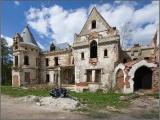 The Hrapovitskiy's Castle 