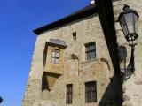 2011, Česká republika, Karlovarský kraj, Loket - hrad a město, historie města sahá do 12. století, kdy zde byl založen královský hrad Loket nad řekou Ohří, centrum města je památkovou rezervací, http://www.virtualtravel.cz/loket/hrad-loket/pohled-od-