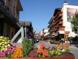 Crans-Montana - Rue fleurie