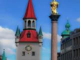 München Marienplatz in Blickrichtung Altes Rathaus / Spielzeugmuseum. München Marienplatz in Blickrichtung Altes Rathaus / Spielzeugmuseum.
