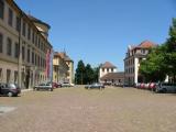 Vor dem Schloss