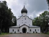 Свято-Державный Димитриевский собор в крепости города Гдова Свято-Державный Димитриевский собор в крепости города Гдова