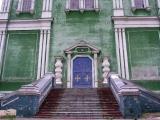 Крыльцо храма