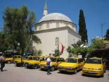 Hatice Hanim Camii ve Taksi