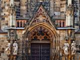 Das Portal der Thomaskirche in Leipzig. Das Portal der Thomaskirche in Leipzig.