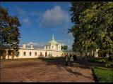 Японский павильон со стороны двора. Осень 2011 Японский павильон со стороны двора. Осень 2011